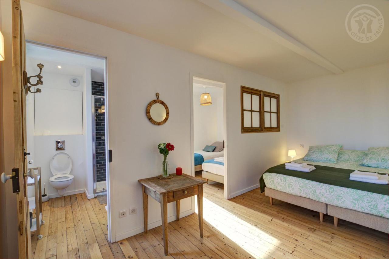La Ferme Des Galoches Bed & Breakfast Villemontais ภายนอก รูปภาพ